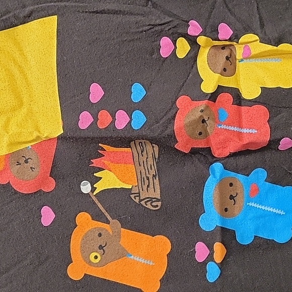 Great Condition Teddy Bear Campfire T-Shirt - Picture 2 of 4